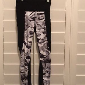 Athleta Salutation Tights